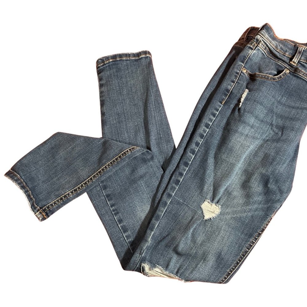 Medium Wash Distressed High Rise Jegging - Picture 4 of 4